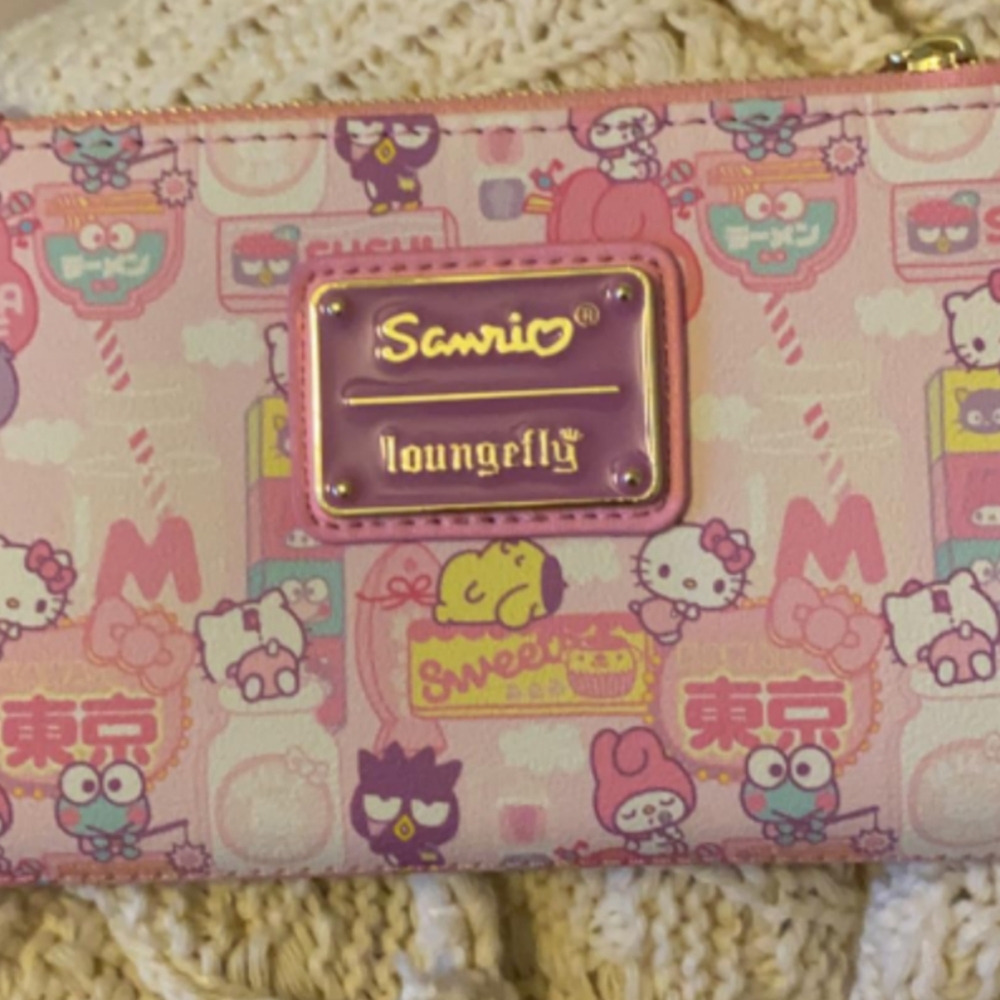 Hello Kitty Friends Wallet